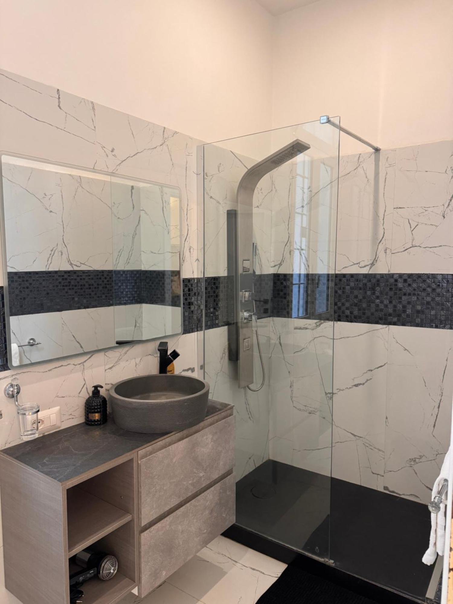 Daphne Trevi Suites Rom Exterior foto